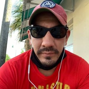 Meet your Posher, Christopher